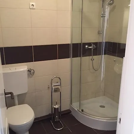 Enterior Apartman Apartment Erlau