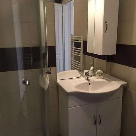 Enterior Apartman Erlau